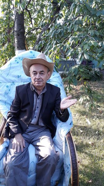  ,   Stiv, 59 ,   ,   