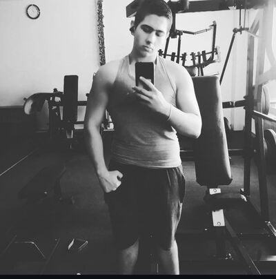  -,   Roman, 22 ,   ,   