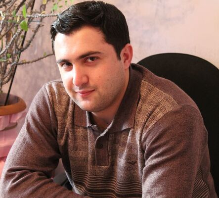  ,   Xabib, 37 ,   ,   , c 