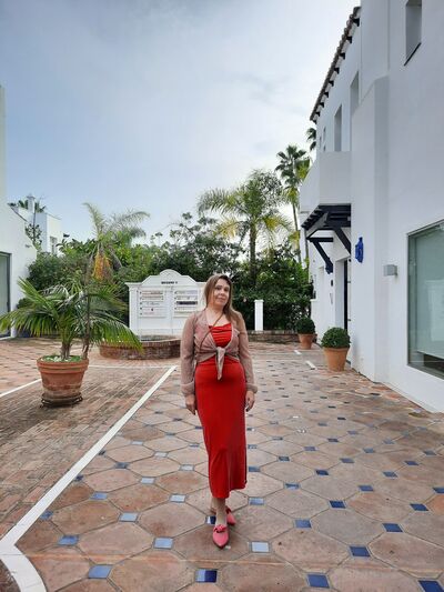  ,   Liza, 52 ,   ,   