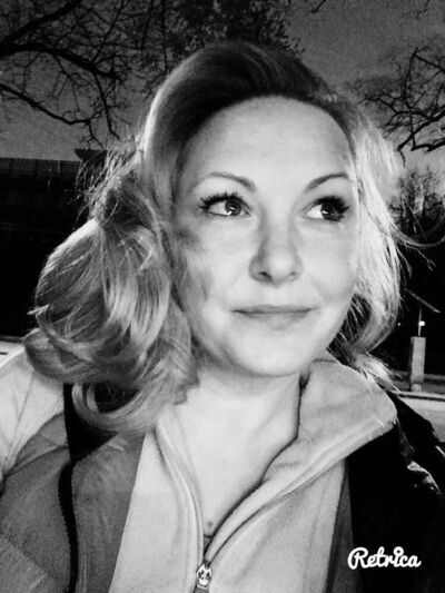  ,   Lara, 52 ,   ,   , c 
