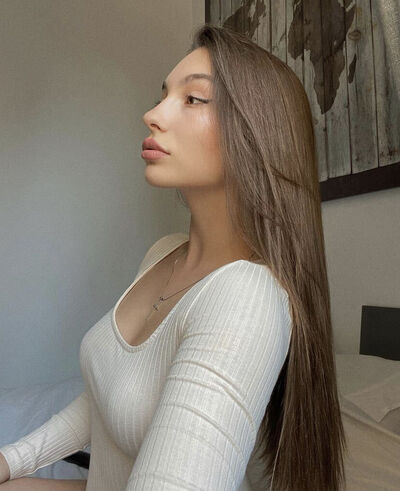  ,   Lina, 24 ,   ,   