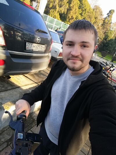  ,   Sasha, 25 ,   ,   