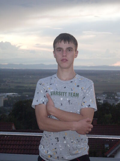  -,   , 32 ,   