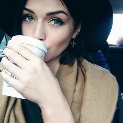  ,   Milana, 27 ,   