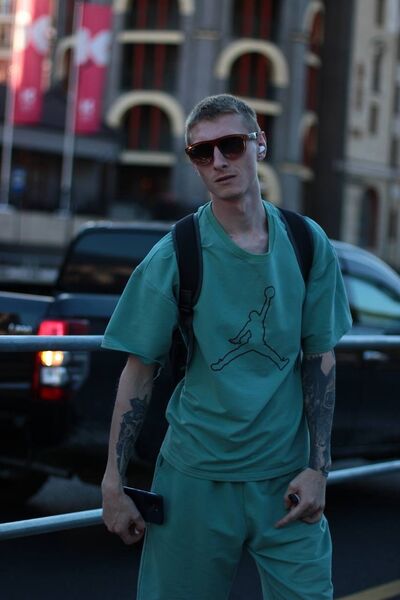  ,   Mister, 27 ,   ,   