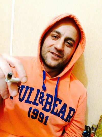  ,   Alex, 41 ,  