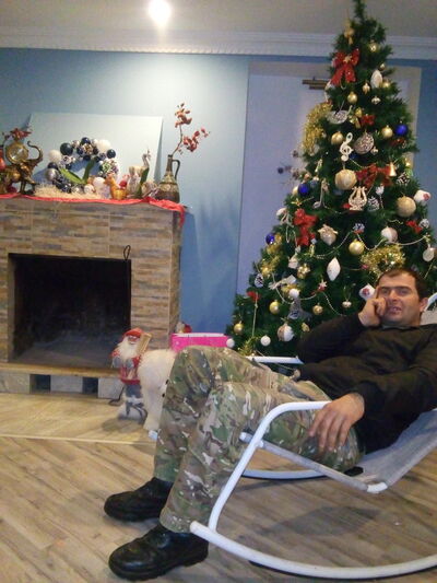  ,   Nikoloz, 42 ,   