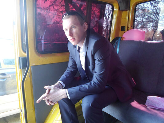  ,   Anton, 33 ,   ,   , c 