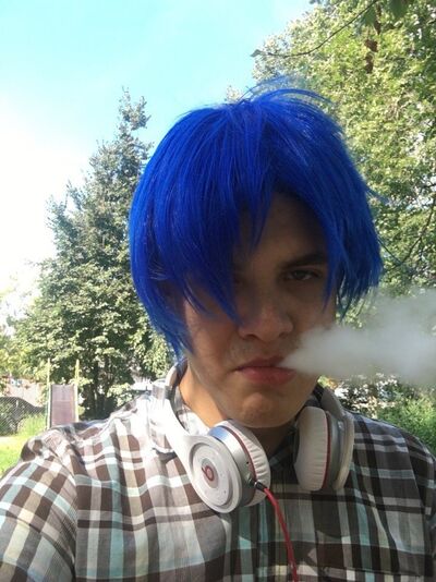  ,   Denis, 28 ,  