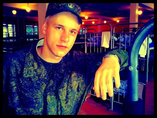  ,   Nikolai, 32 ,   ,   