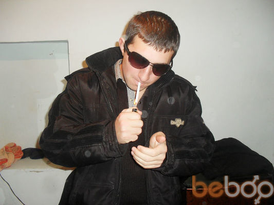  ,   Hovo, 32 ,   