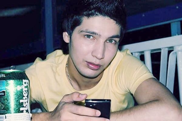  ,   DAMIR, 38 ,  