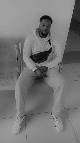  -,   Ahmed, 25 ,   ,   , c , 