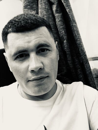  ,   Mikhail, 38 ,   , c 