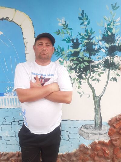  ,   Lilian, 40 ,   ,   , c 
