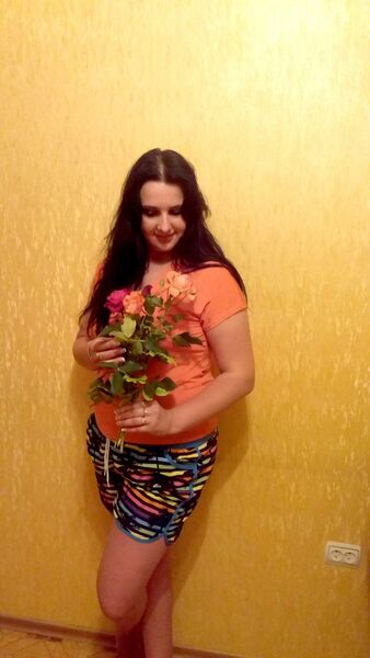  ,   Elena, 32 ,  