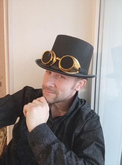  ,   SerGant, 40 ,   ,   , c , 