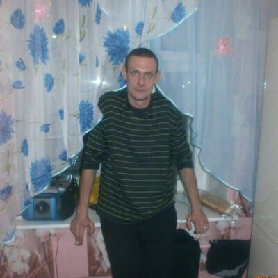  ,   Nikolai, 40 ,   c 