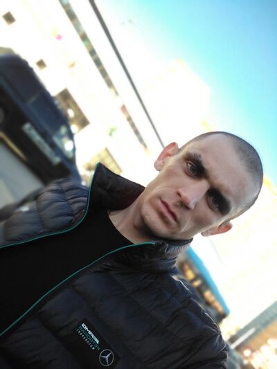  ,   Leo, 30 ,   ,   , c , 