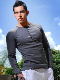  ,   Artur, 37 ,   ,   , c 