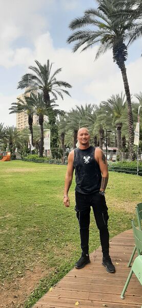  Tel Aviv-Yafo,   Vitaly, 43 ,   ,   