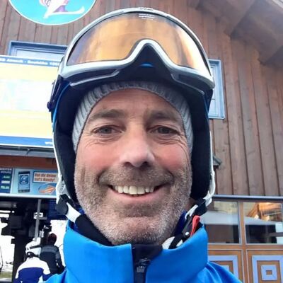   ,   Stephen, 55 ,     , c 