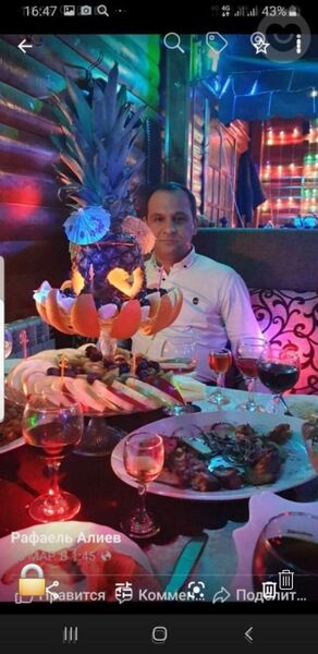  ,   Rafael, 40 ,   ,   