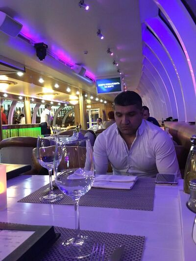  ,   Sasha, 44 ,   ,   