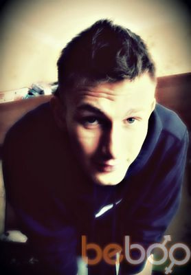  ,   AndyEm, 31 ,   