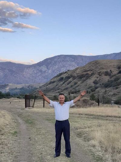  ,   Maks, 52 ,   ,   