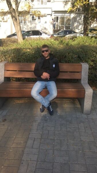  --,   Genka, 37 ,   ,   , c , 