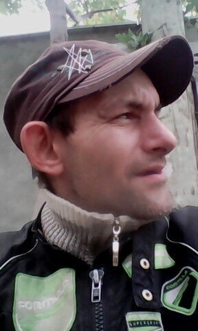  ,   Viktor, 49 ,   ,   , c 