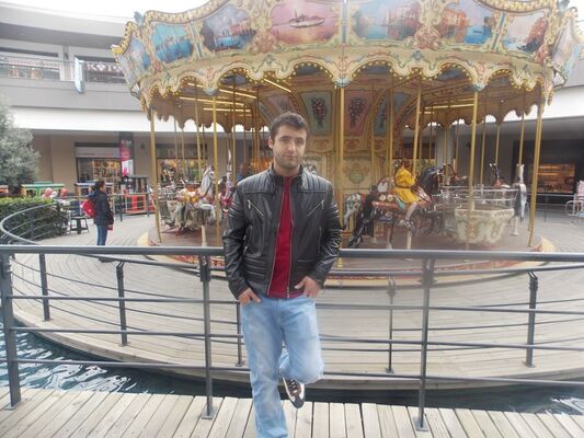  ,   Bennn, 33 ,   ,   , c 