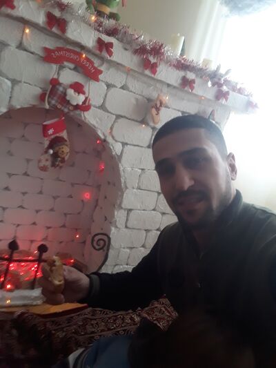  ,   Arsen, 33 ,   ,   