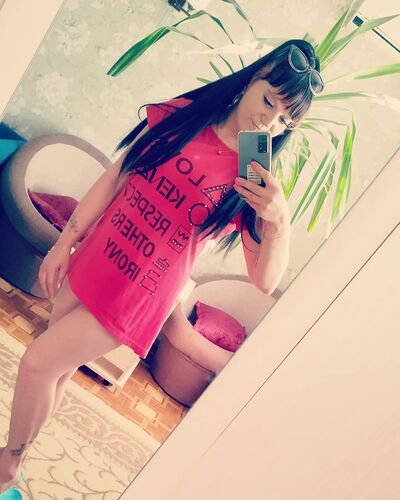  ,   Lana, 40 ,   ,   , c , 
