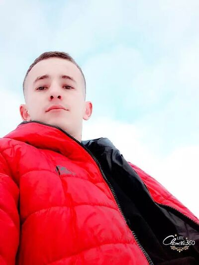  ,   Aziz, 28 ,   ,   