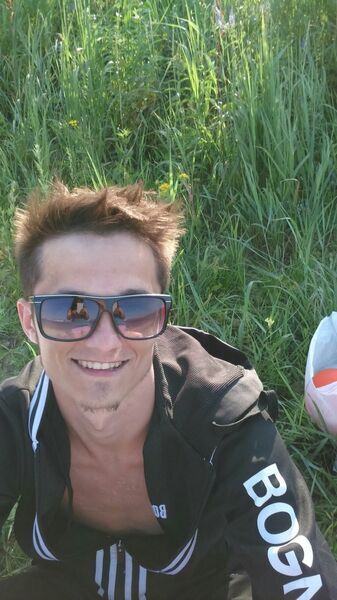  ,   Instruktor, 33 ,   