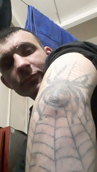  ,   Andrey, 35 ,   c , 