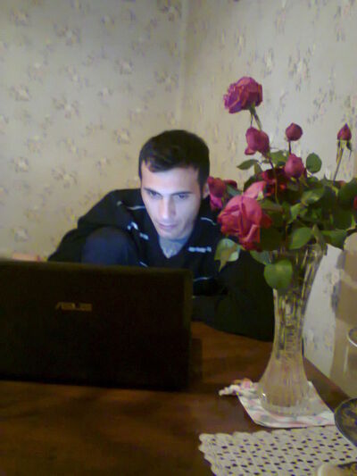  ,   Gio, 45 ,   