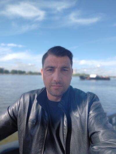  --,   Artur, 38 ,   ,   