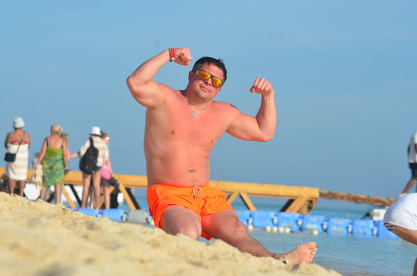 ,   Igor, 36 ,   ,   