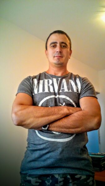  ,   Victor, 43 ,   ,   