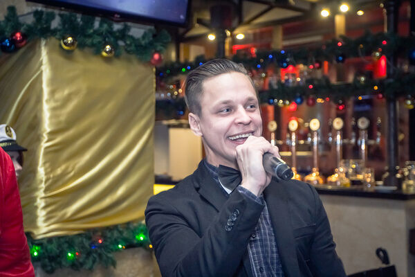  ,   Slava, 37 ,   , 