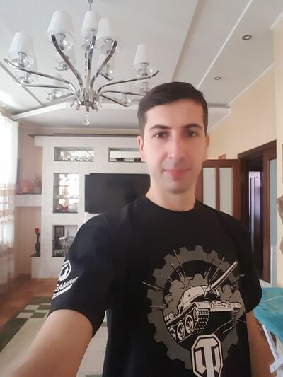  ,   _ Dendik, 33 ,   