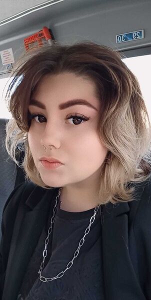  ,   Dana, 21 ,   ,   , c , 