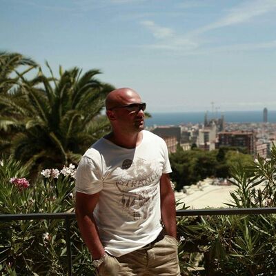  ,   LEO, 44 ,   ,   , c 