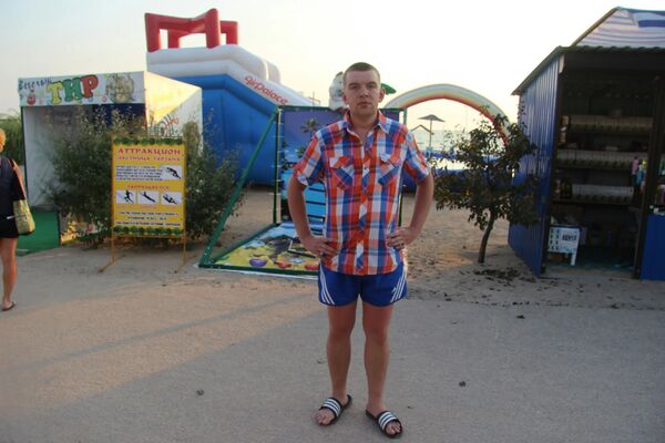  ,   Vitaly, 33 ,   ,   