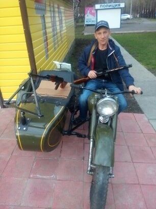  8522864  Sergej, 51 ,    