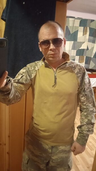  ,   Zahar, 44 ,   ,   